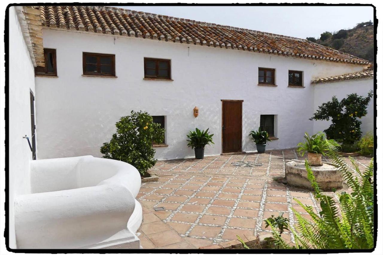 Cortijo Casas Viejas Villa - Malaga, Malaga